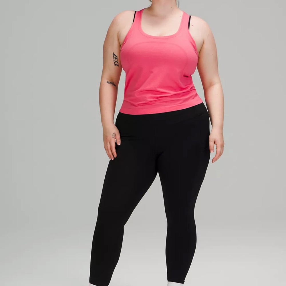 Lululemon Fast and Free Leggings size 2! 28”